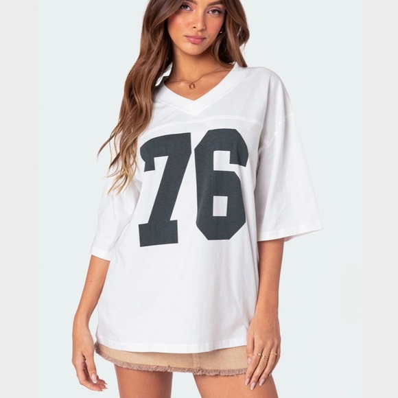 Edikted Oversized 76 Cotton Tshirt NWT Size Small - Picture 1 of 7